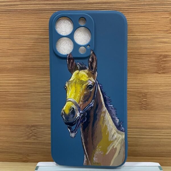 الخيل ملون ازرق 13pro