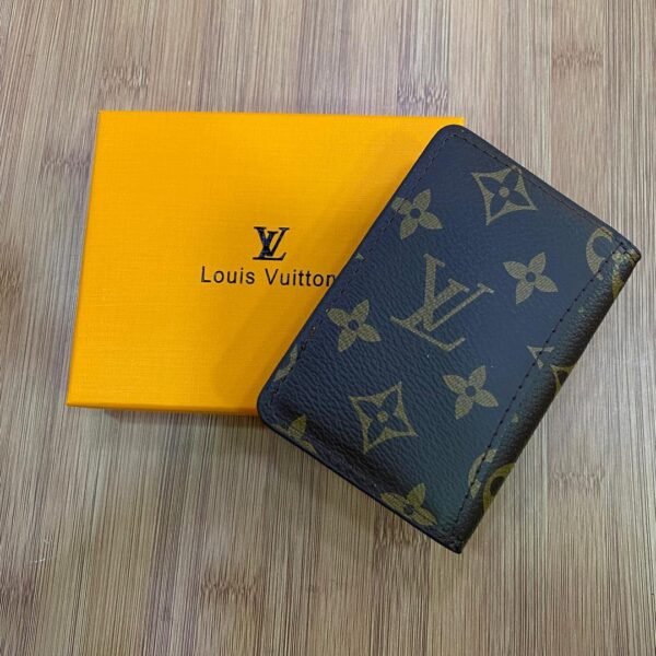 بوك LV لون اساسي طبق الاصل