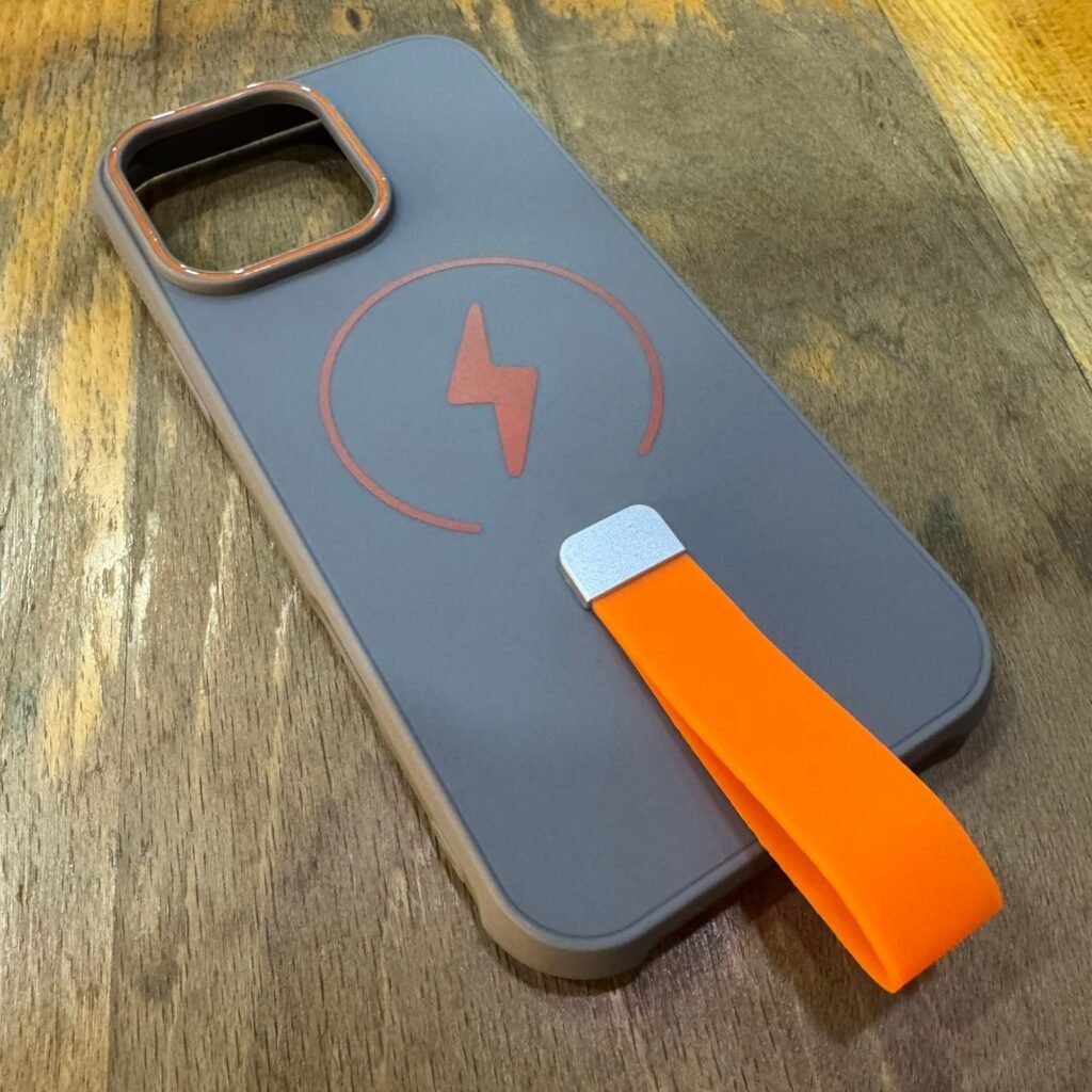 كفر skin magsafe تيتانيوم 11 العادي